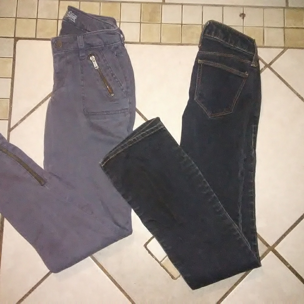 2- sets of jeans size 0/1